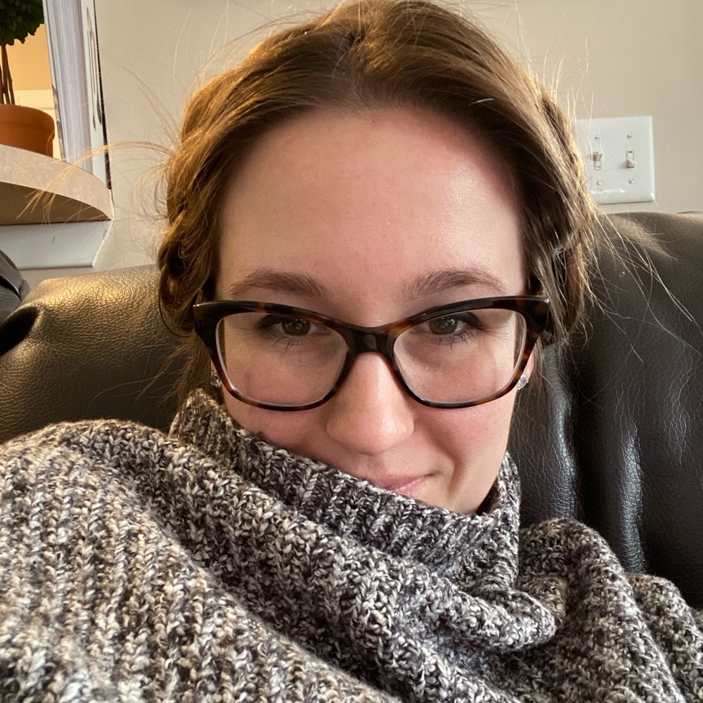 Meet your Posher, Hailey